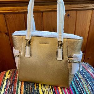 Michael Kors Voyager East West Signature Tote Gold